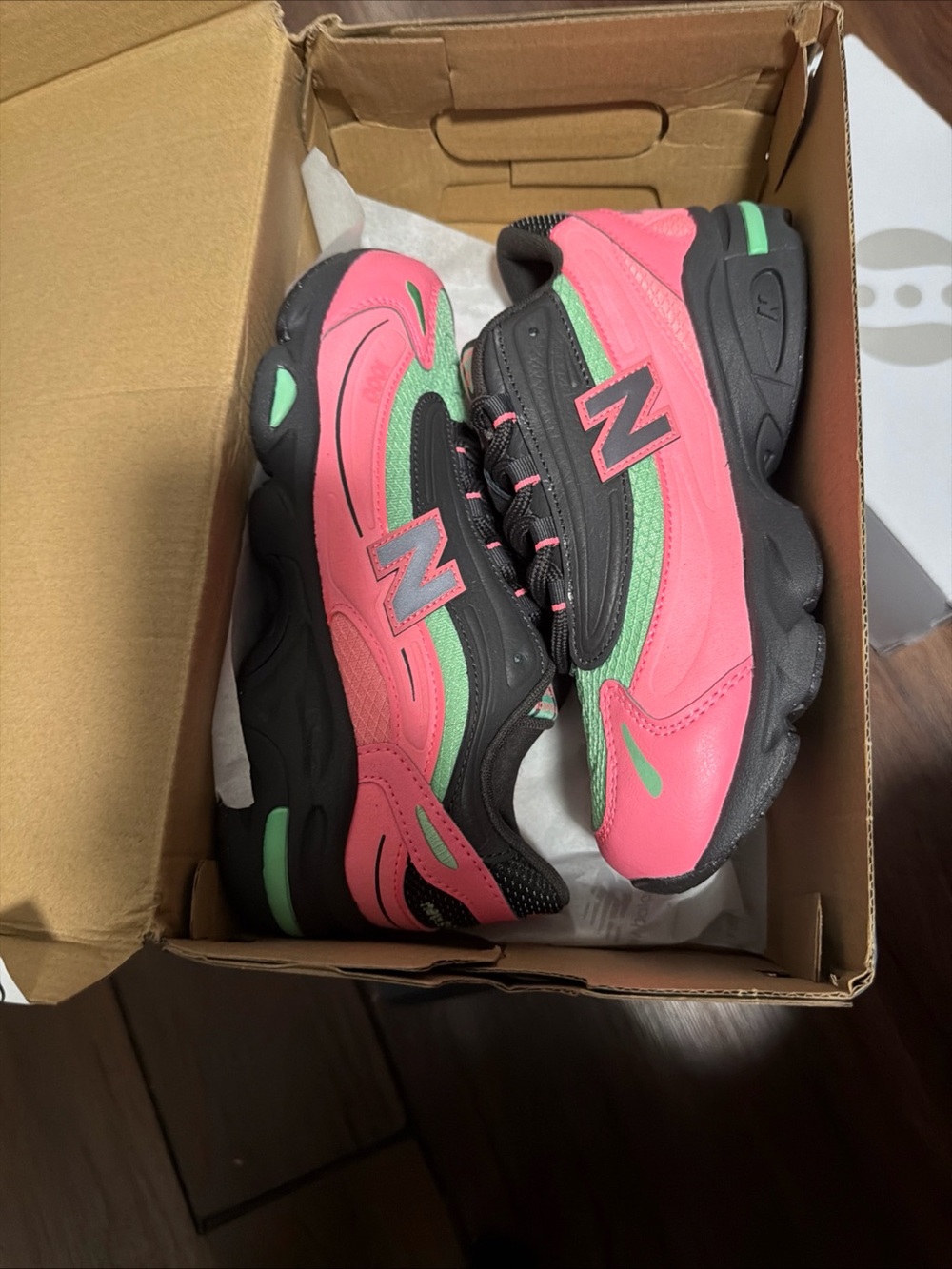 New Balance 1000 Athletic Sneaker Pink/Black/Green, Women